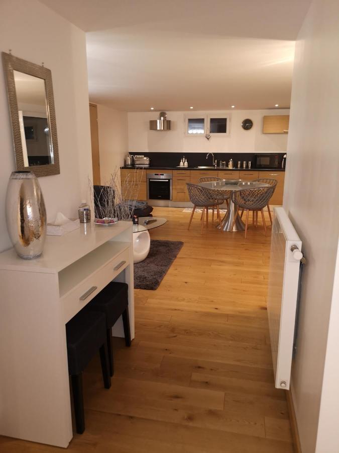 Tres Bel Appartement Avec Vue Sur Les Montagnes Saint Ismier Buitenkant foto